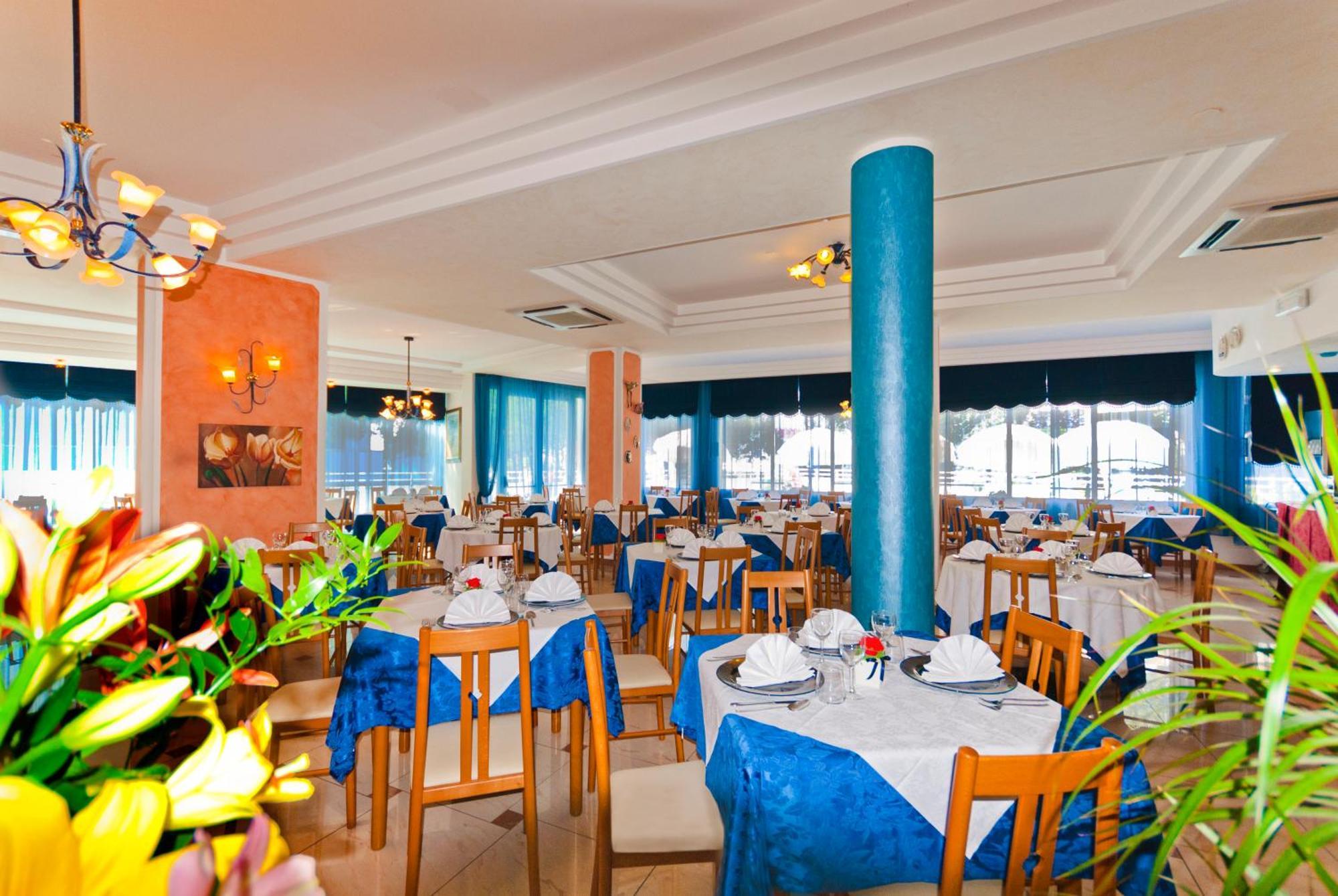Hotel Gimm Bibione Kültér fotó